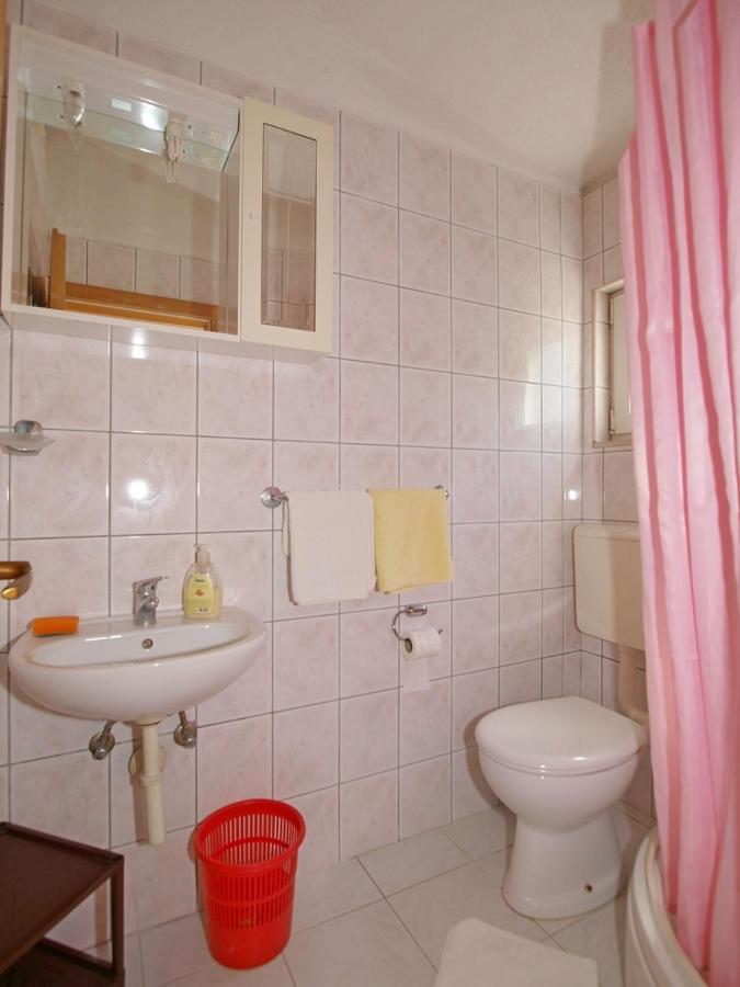 Apartment Danica Gradac (Split-Dalmatia)
